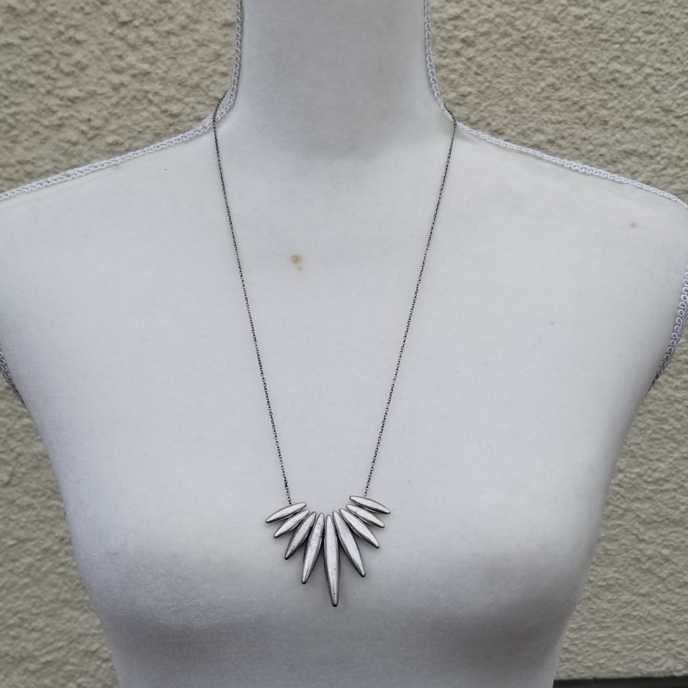 silver tone chain necklace with spiky metal fan beads